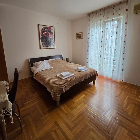 Laki Apartment 포드고리차 외부 사진